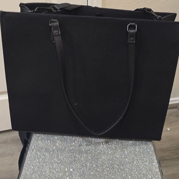 Steve Madden BLivia SM Circle Emblem Logo Candy-Coated Tote Bag- Black - Picture 6 of 11